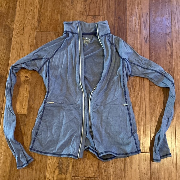 Lilly Pulitzer Luxletic Zip-Up size small - Picture 1 of 1